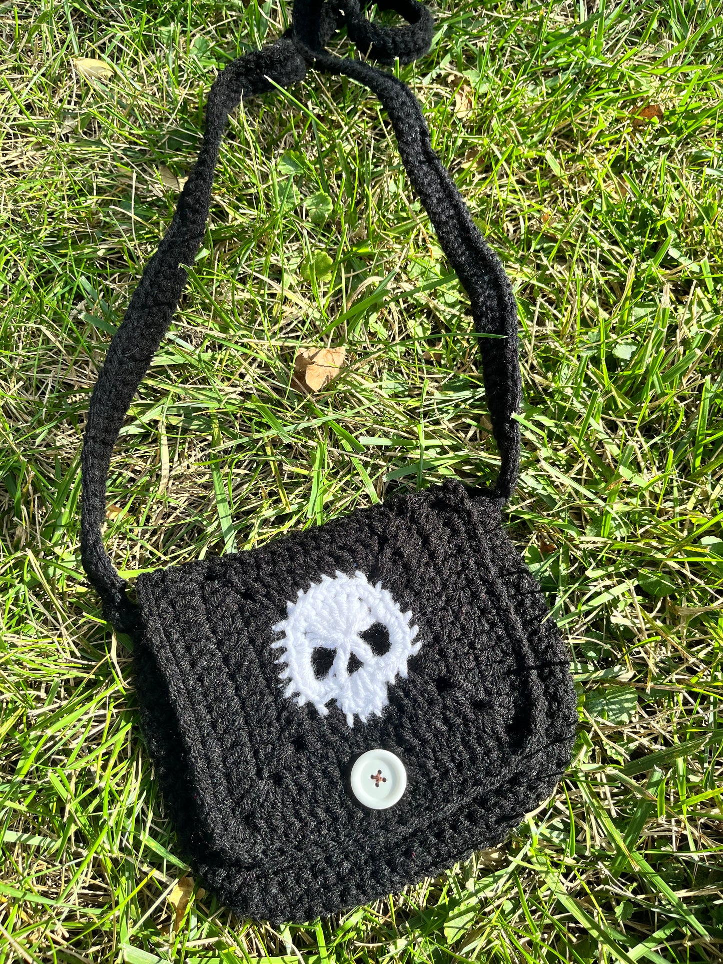 *PRE-ORDER* Skull Messenger Bag